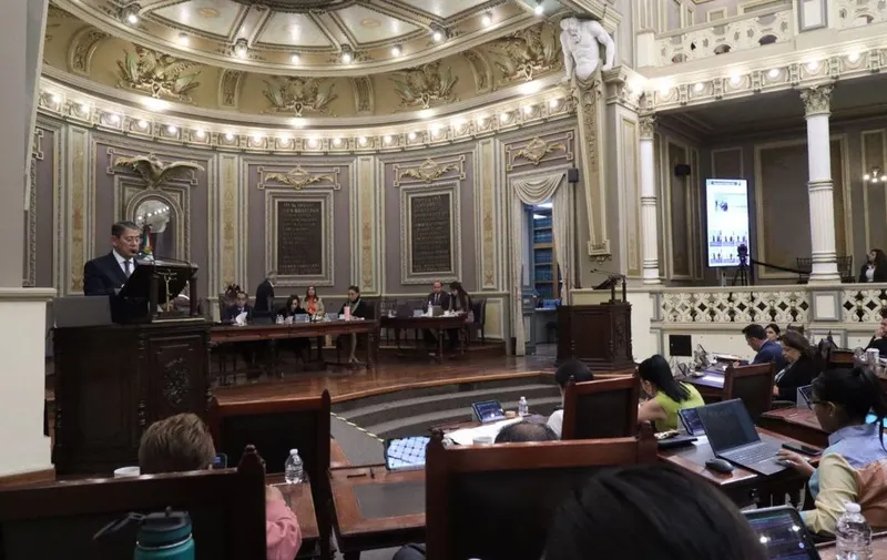 gilberto-higuera-fiscal-comparecencia-congreso-pue
