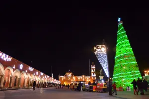 Encabeza José Juan Espinosa festejos navideños en San Pedro Cholula