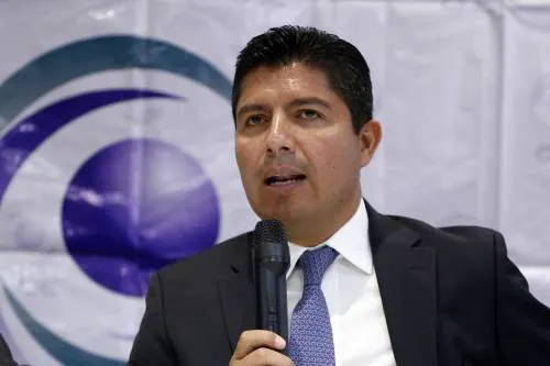 No está escrito quién será el candidato del PAN por lo que no me pueden descartar: ERP
