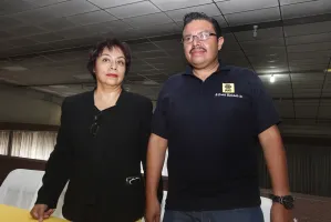 Broncas, chantajes y desconcierto perredista