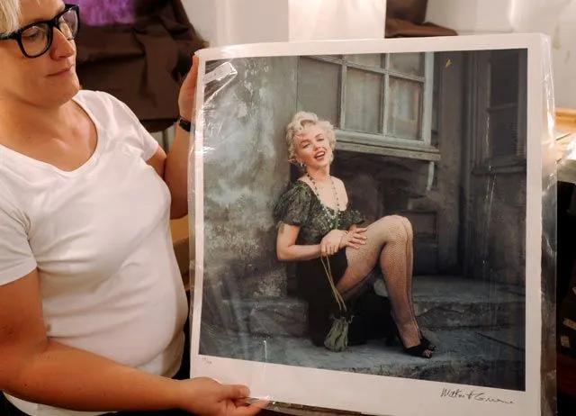 Subastan fotos de Marilyn en Polonia