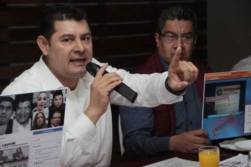 Armenta Mier se desliga de ser apoyado por algún exgobernador