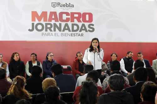 Primera Macro Jornada para el Bienestar beneficia a más de 300 poblanas y poblanos