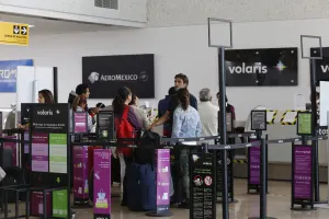 Aumenta afluencia de pasajeros y carga en el Aeropuerto “Hermanos Serdán”
