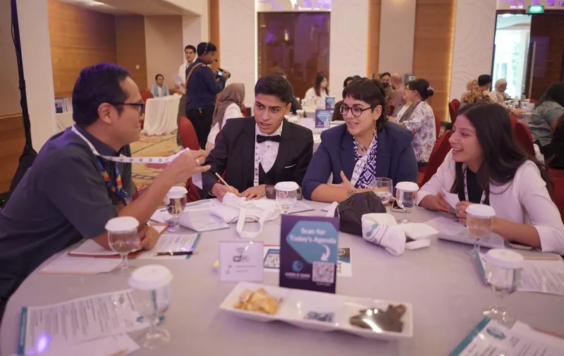 Conalep comparte experiencias por la paz en Cumbre Mundial de la Juventud