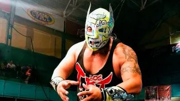 Muere Toro Bill Jr., minutos después de luchar, en la Arena Puebla