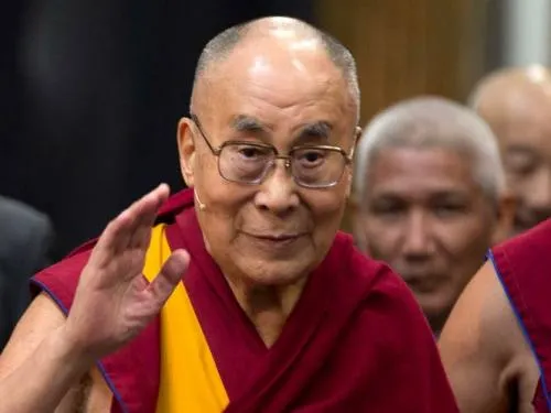 Mejora salud del Dalai Lama tras hospitalización
