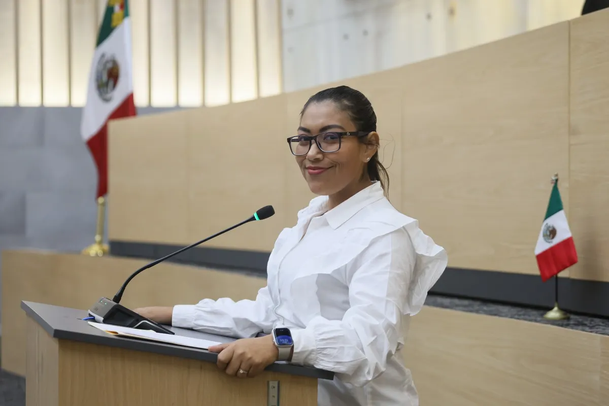 leonela-jazmin-martinez-ayala
