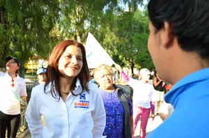 Recorre Angélica Ramírez Metrobús para recabar opinión ciudadana