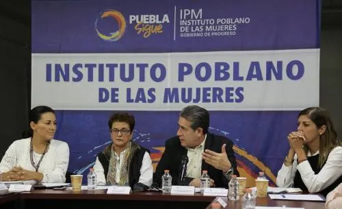 Revisan sociedad y gobierno estrategias y avances en el combate a la violencia de género