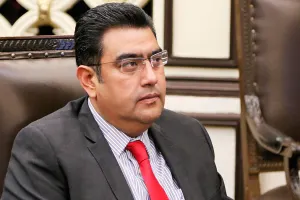 Necesaria, consulta ciudadana para instalar parquímetros: Sergio Céspedes