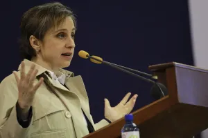 Ordena juez restitución de salarios de MVS a Carmen Aristegui