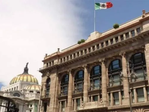 Analistas aumentan a 6.3% previsión de inflación para México