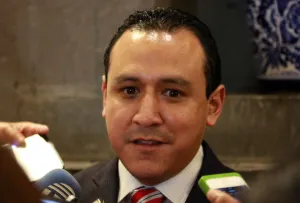 Necesario establecer nuevos lazos comerciales: Iván Galindo