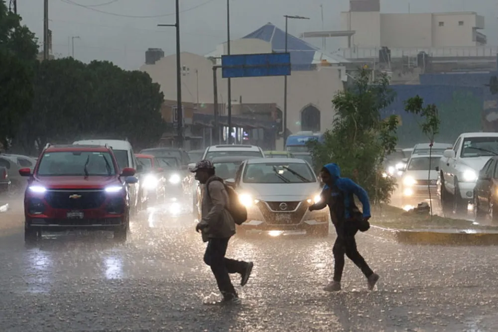 Lluvia torrencial en la capital poblana