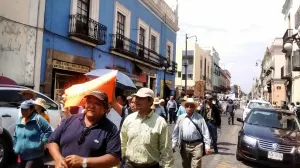 Demandan a diputados revertir reformas para la privatización del agua