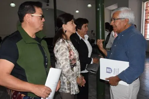 Otorga gobierno de San Pedro Cholula certeza jurídica a comerciantes