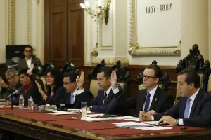 Cabildo aprueba estímulos para introductores de ganado bovino y porcino