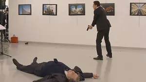 Asesinan a tiros el embajador ruso en Ankara