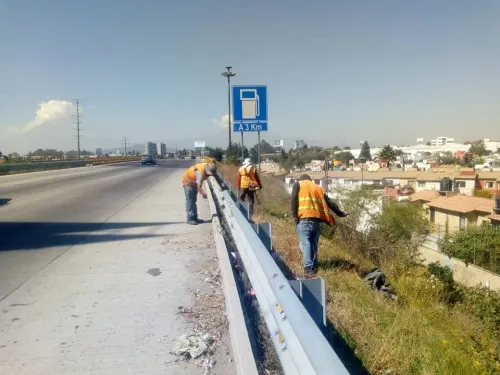 Continúa gobierno con mantenimiento a la red carretera en la entidad
