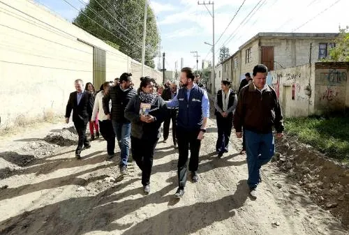 Con el apoyo del gobernador Tony Gali, se pavimentan más vialidades en la ciudad