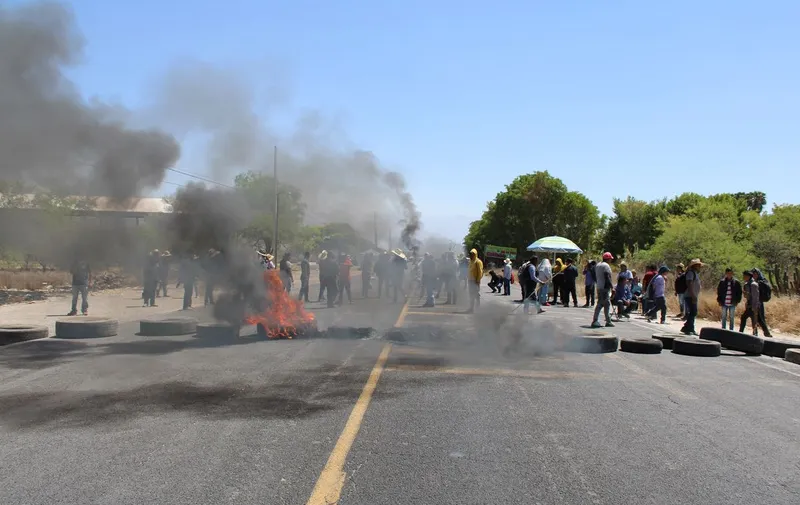 ajalpan-bloqueo-carretera-tehuacan-teotitlan
