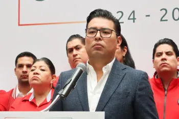 Néstor Camarillo condena borrado de mural que visibilizaba la violencia ácida: “es un acto de desdén e insensibilidad”