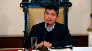Eduardo Rivera Pérez y su esposa Liliana Ortiz le desean un feliz 2023 a las y los poblanos