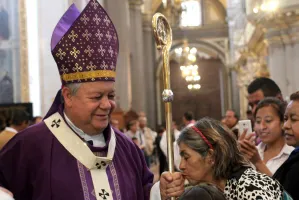 Padres deberán ser formadores de sus hijos: Arzobispo