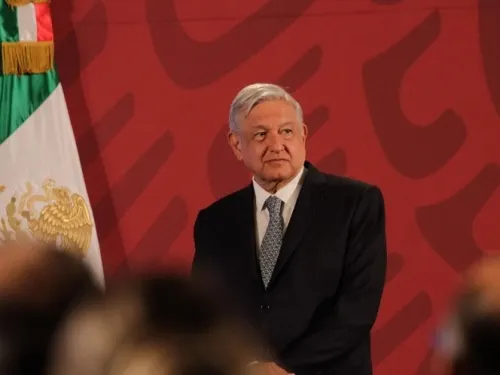 Desmiente López Obrador muerte de José Kuri por Covid-19