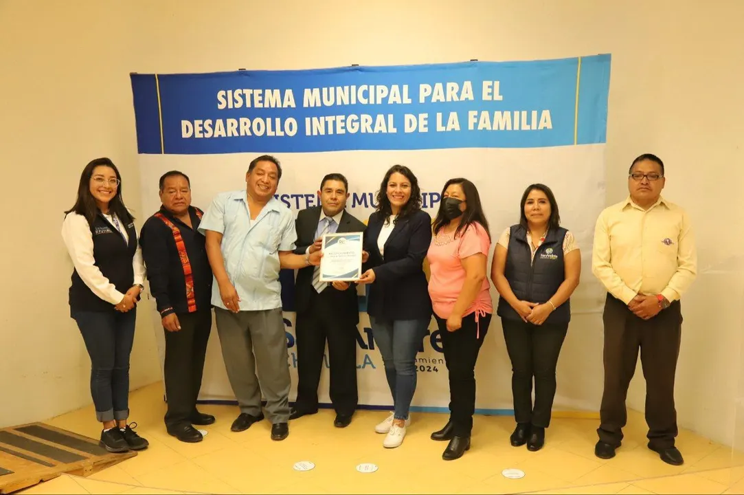 Lupita Cuautle encabeza la clausura del curso de sensibilización dirigido a conductores del Transporte Público