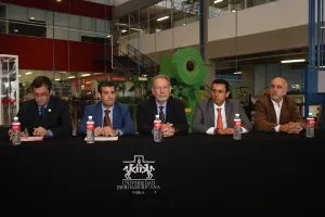 Recibe Ibero Puebla donación de automóvil por parte de la VW