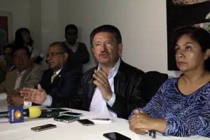 PRD da espalda al CDE; no promoverá actos contra Ley Anti Bronco