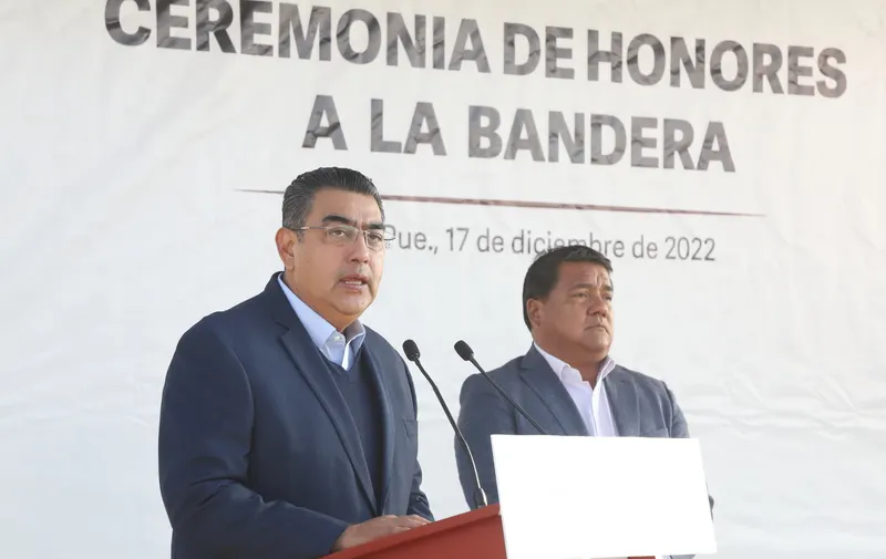 Ceremonia de honor a la bandera