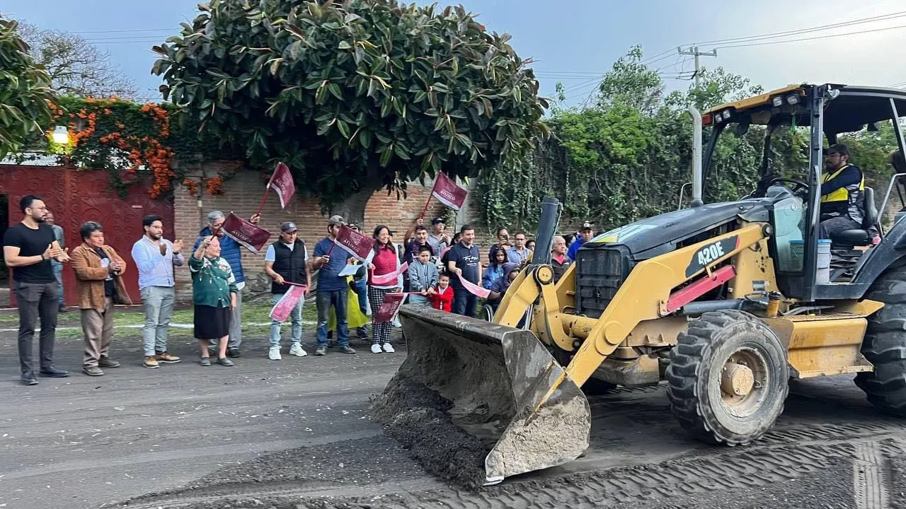 Ariadna Ayala arranca obras en colonias y localidades de Atlixco