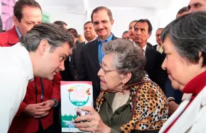 Exhorta SEP denunciar si alguien pretende cobrar los libros de texto