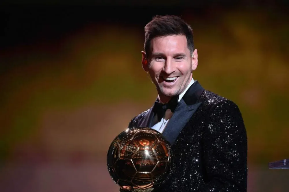 Messi hace historia y gana su séptimo Balón de Oro