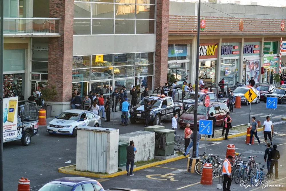 Detención causa expectación en Periplaza