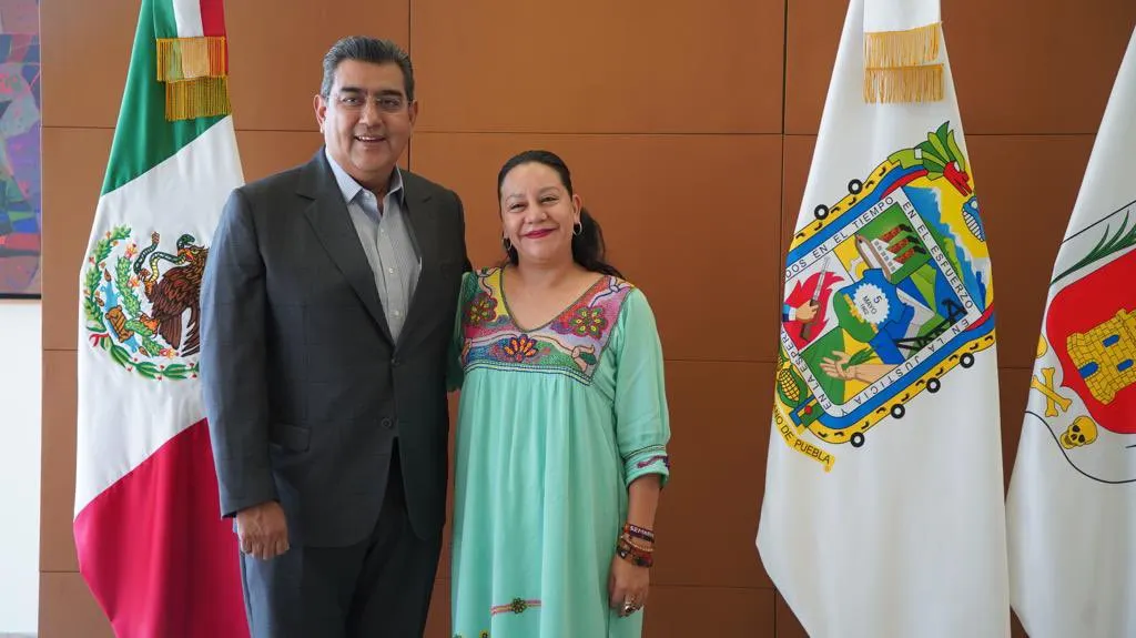 María Luisa Albores alza y Céspedes Peregrina