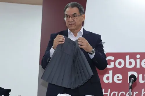 Detecta SEP sobrecosto en la adquisición de uniformes por 30 mdp