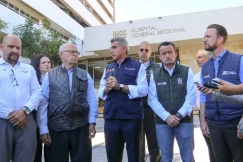 José Narro y Tony Gali trabajan en la rehabilitación de infraestructura hospitalaria