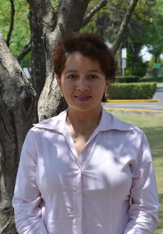 Egresada UDLAP propone modelo de aprendizaje para comunidades indígenas
