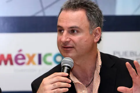Cambia fecha de colocación de primera piedra de Audi