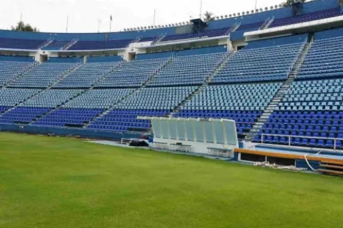 ¿Aburrido? Renta el Estadio Ciudad de los Deportes y échate una cascarita con tus amigos