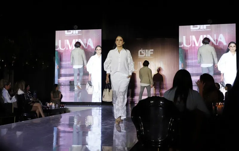 smdif-pue-lumina-pasarela-con-causa