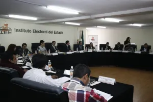 Tres consejeros IEE buscan llegar al OPLE