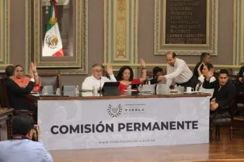 Recibe Congreso de Puebla iniciativa para castigar inducción al suicidio mediante plataformas digitales