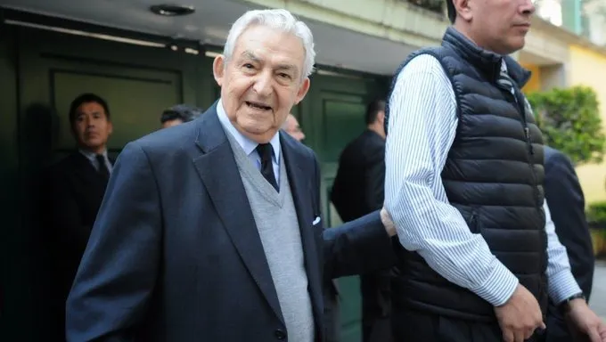 Roberto Servitje Sendra