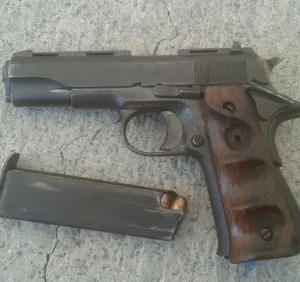 Asegura Policía Estatal a 2 hombres por portar de arma de fuego