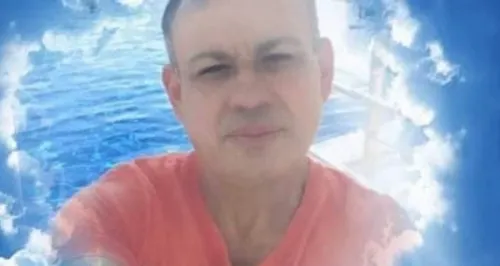 Ofrecen misa en memoria de dueño de bar gay asesinado